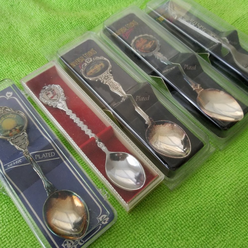 VTG Souvenir Spoon Universal Studios, Epcot, Six Flags, Back to Future, Lot of 5